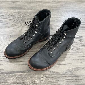 Red Wing Heritage Boots 8084, US Size 9, Used, Excellent Condition